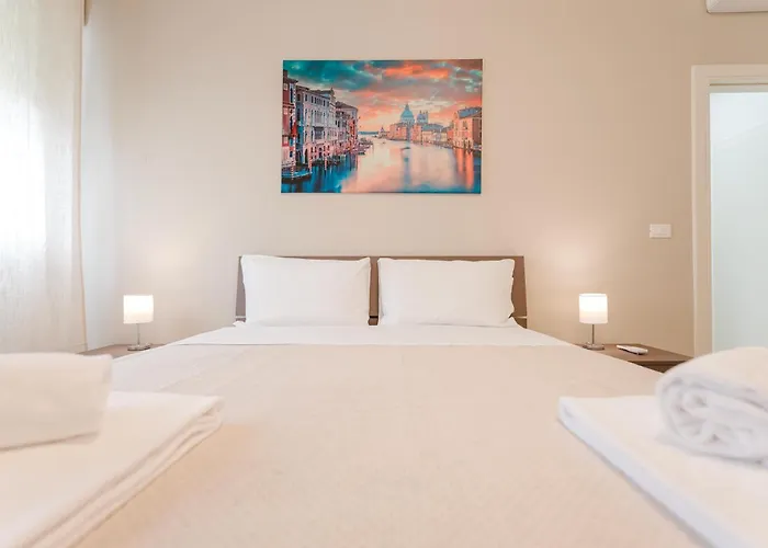 Elisa Flat - 15 Min From Venice & Wi-fi Marghera