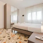 Elisa Flat - 15 Min From Venice & Wi-fi Daire *